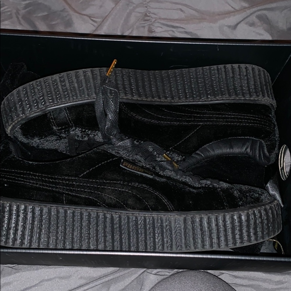 COPY - Black FentyXPuma Velvet Creepers